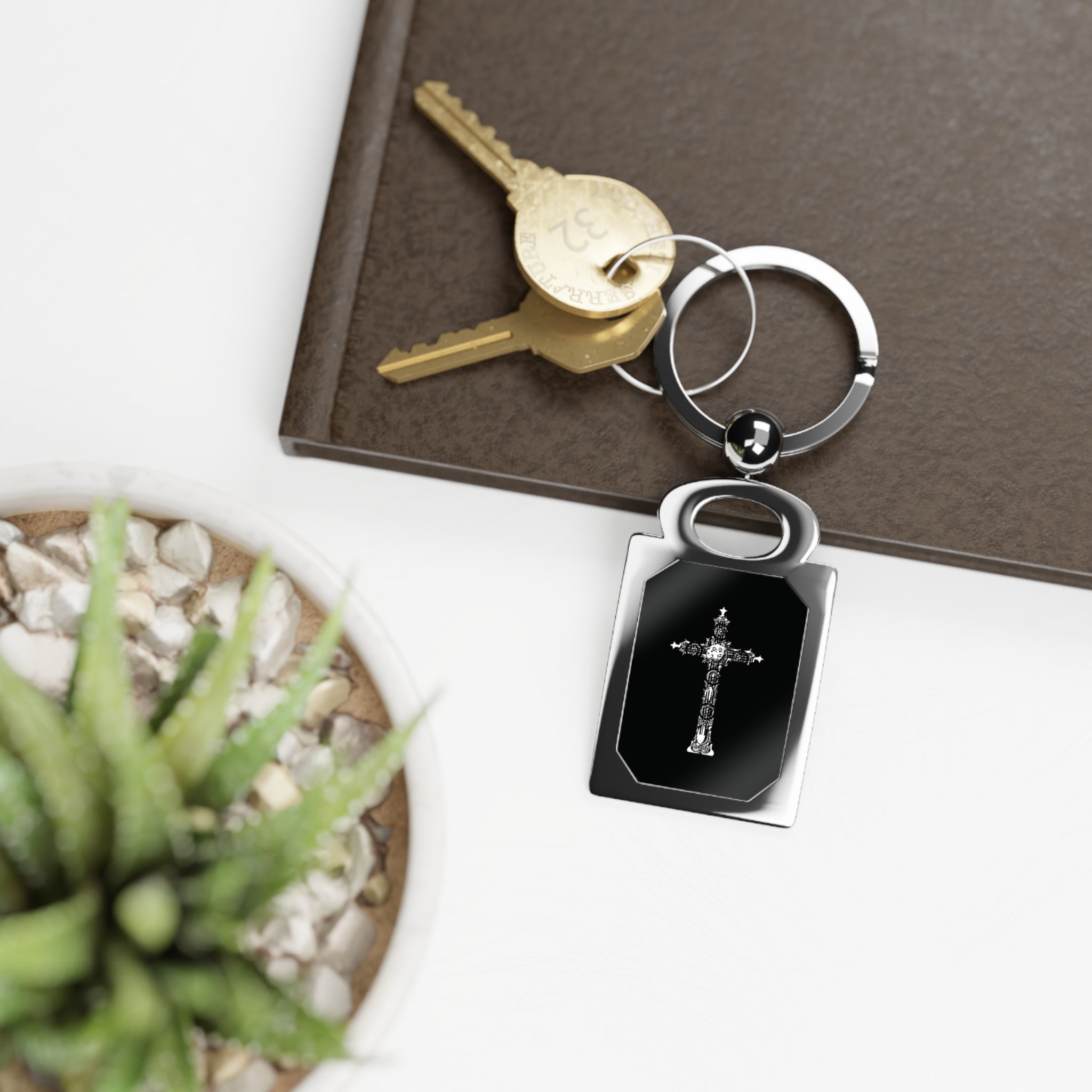 Cross Keyring